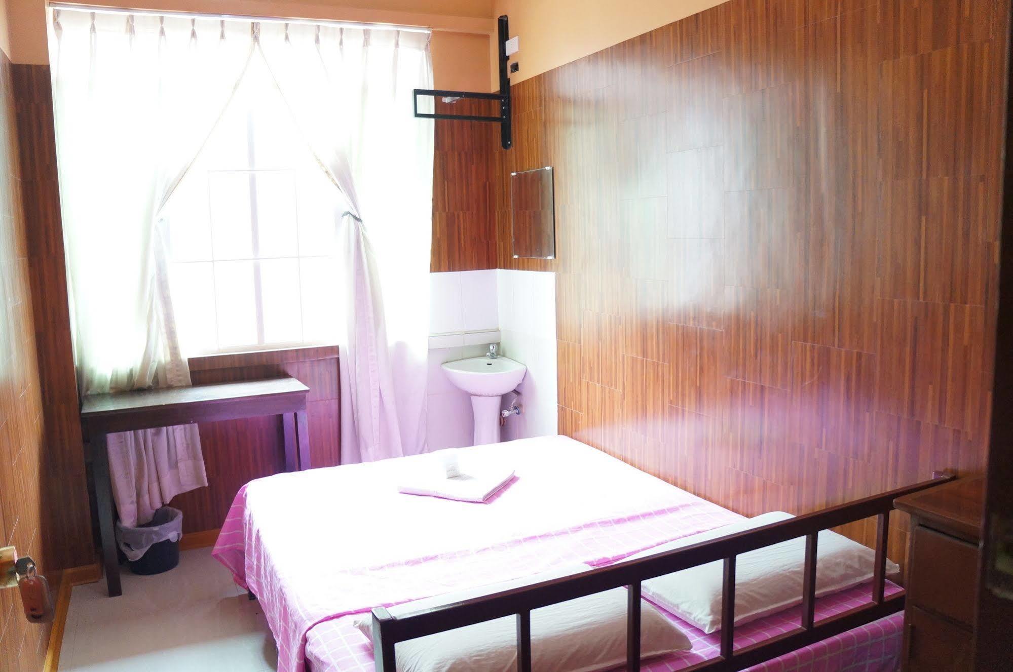 Daylight Inn Davao Ngoại thất bức ảnh