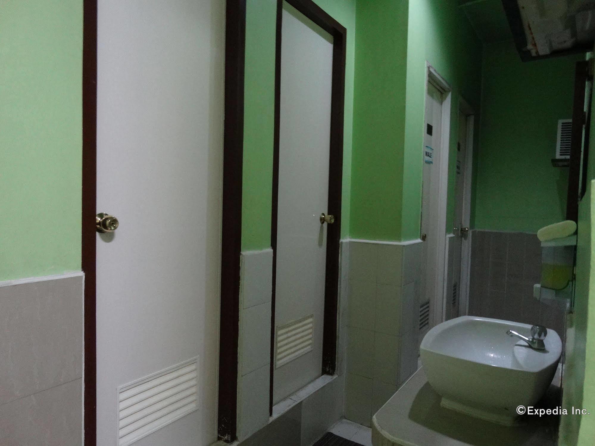 Daylight Inn Davao Ngoại thất bức ảnh