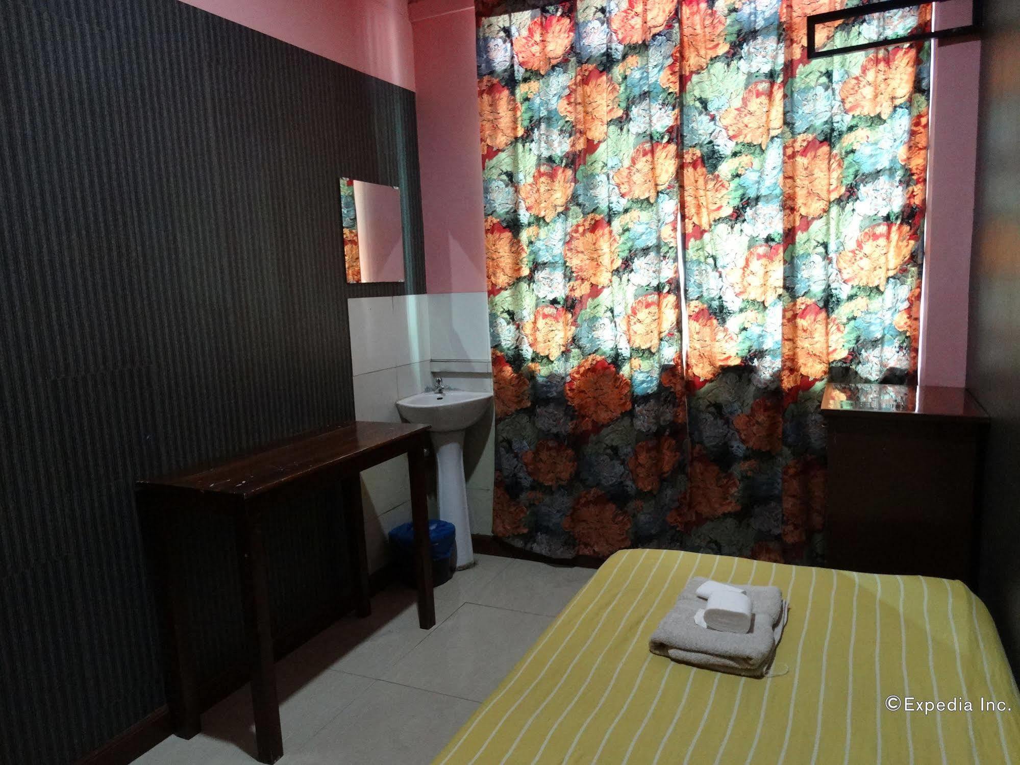 Daylight Inn Davao Ngoại thất bức ảnh