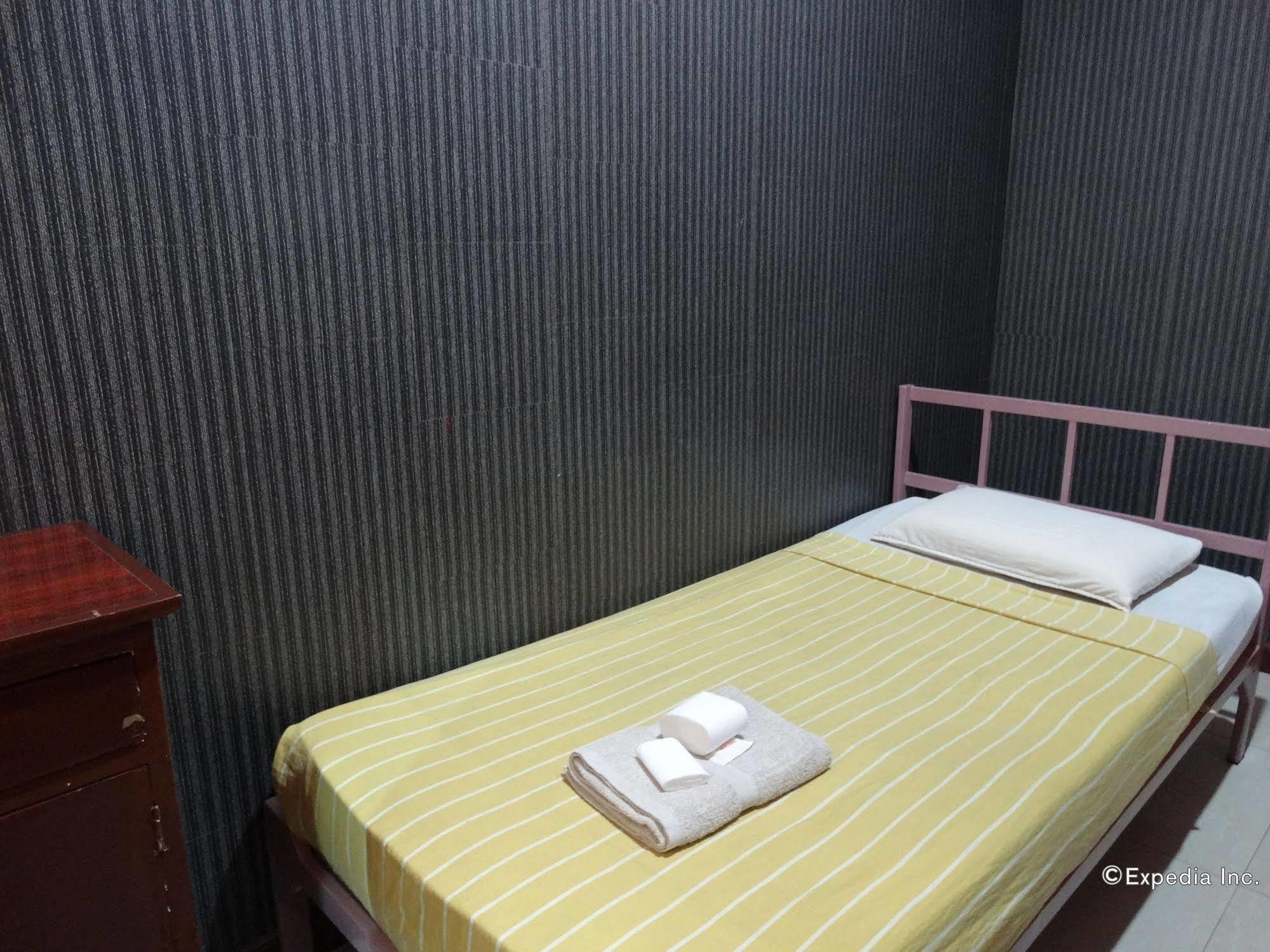 Daylight Inn Davao Ngoại thất bức ảnh