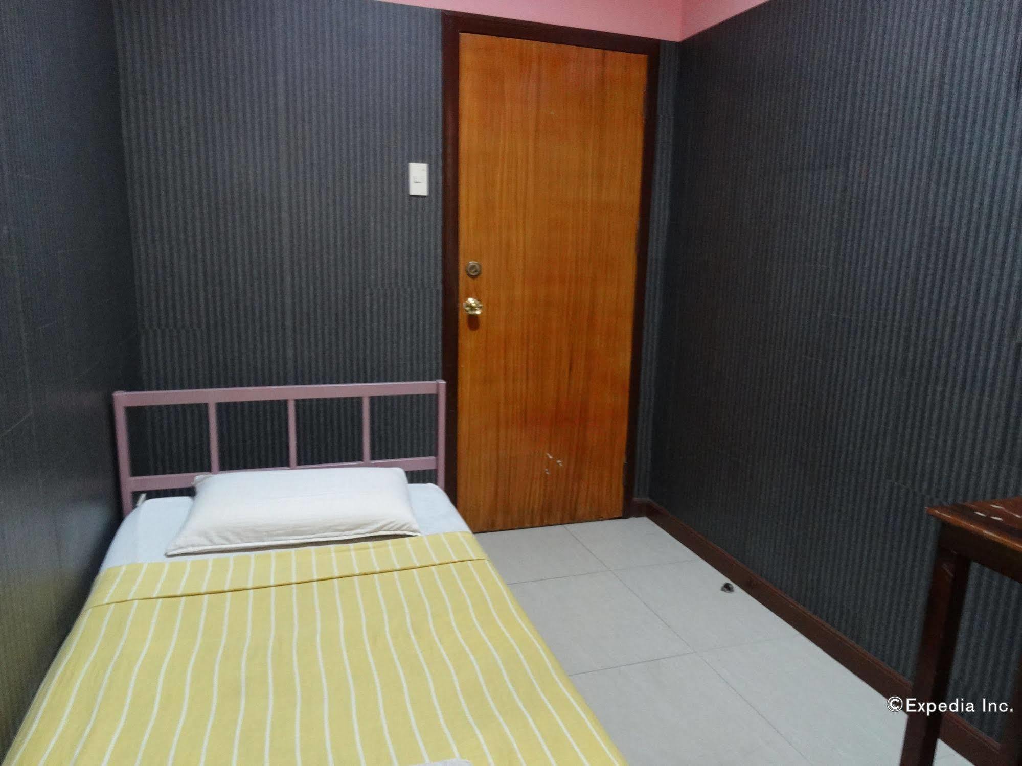 Daylight Inn Davao Ngoại thất bức ảnh